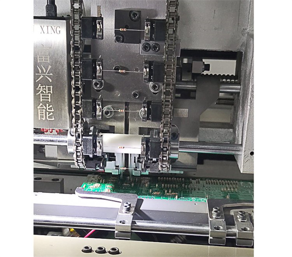  電子制造業(yè)的未來：插件機技術(shù)將帶來哪些變革？