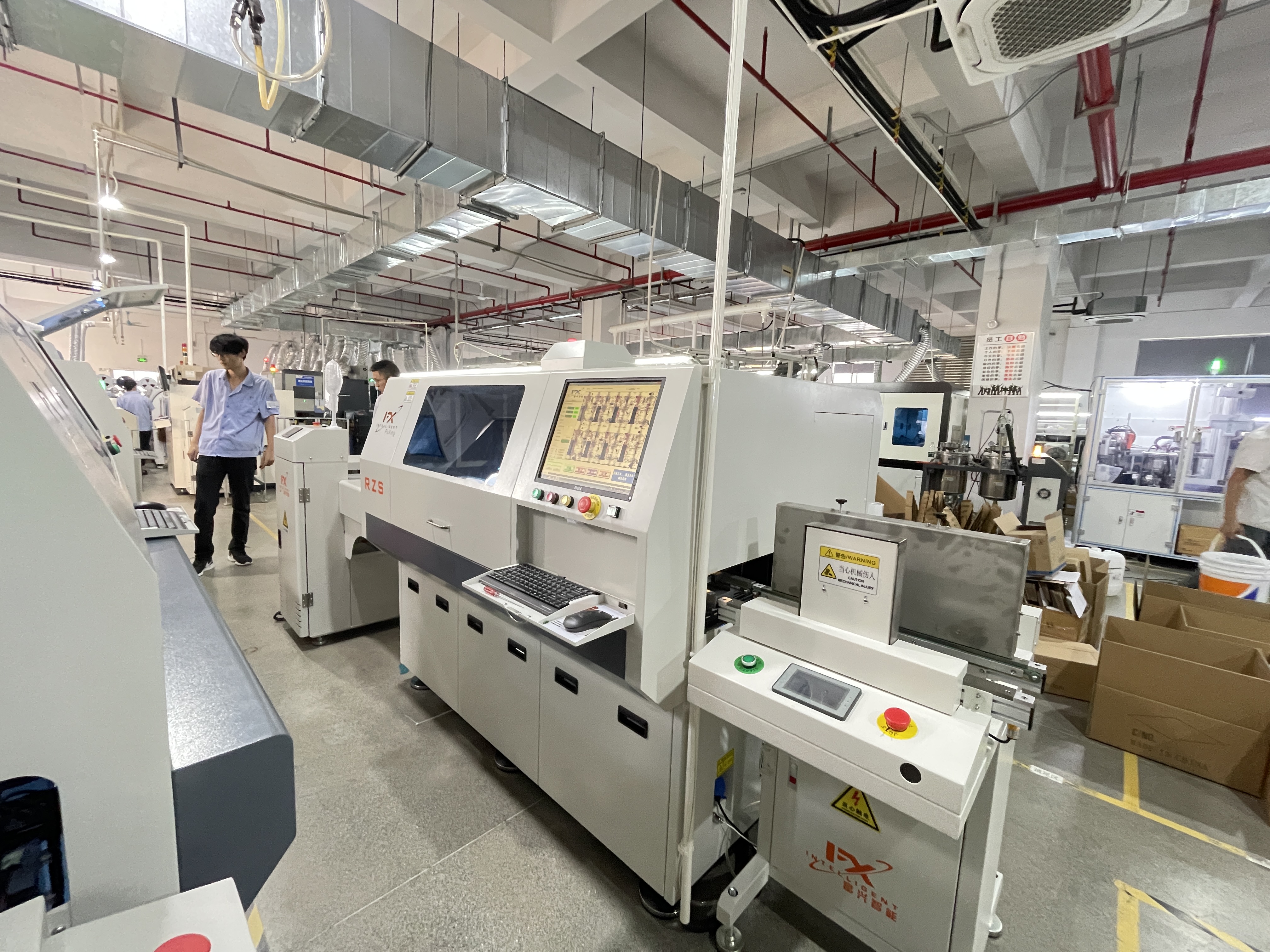 不同類型插件機哪個更適合家電行業(yè)？