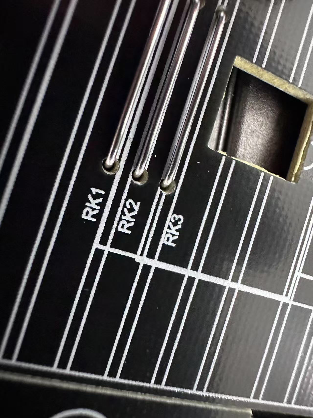 跳線插件機可以插裝幾種線？