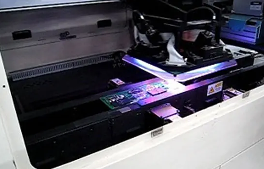 smt生產(chǎn)線流程介紹圖片及各種設(shè)備(圖4)